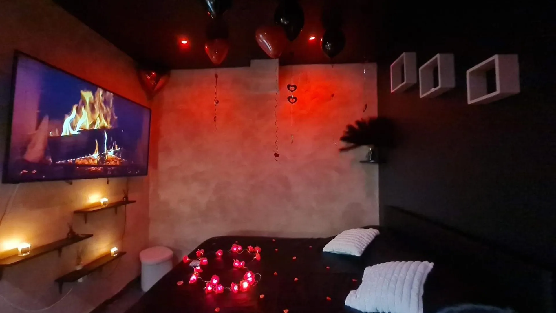 Love hotel Love Room Jacuzzi Lyon