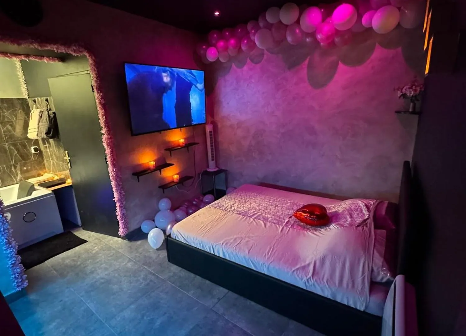 Love Room Jacuzzi Lyon 0*,